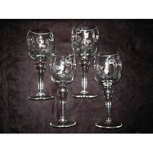 Flower etched wine glass, home cup