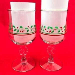 Holly Berry Christmas Glass Goblet Wine Glass Water