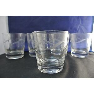 Retro transparent glass is small, wine glass and glass design